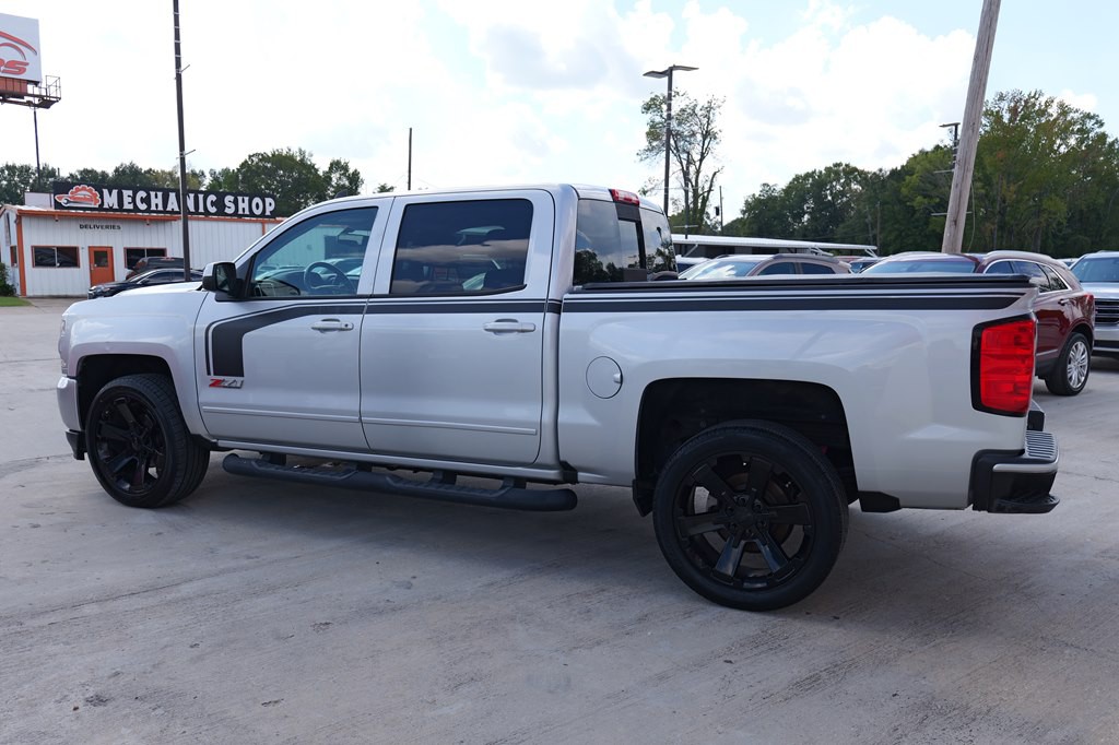 2018 Chevrolet Silverado 1500 Image 17