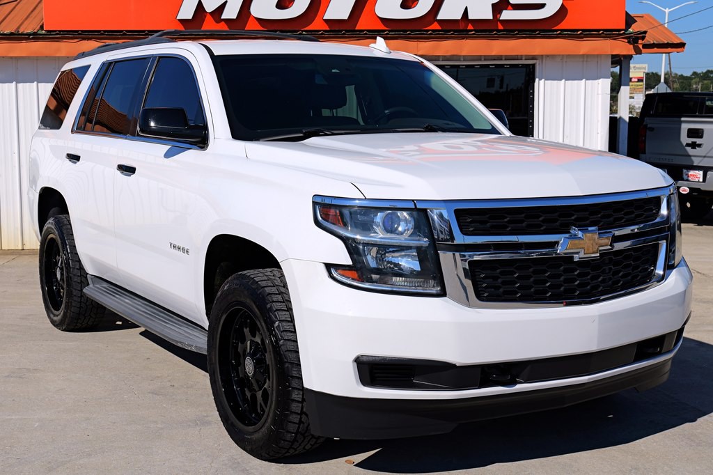 2016 Chevrolet Tahoe Image 1