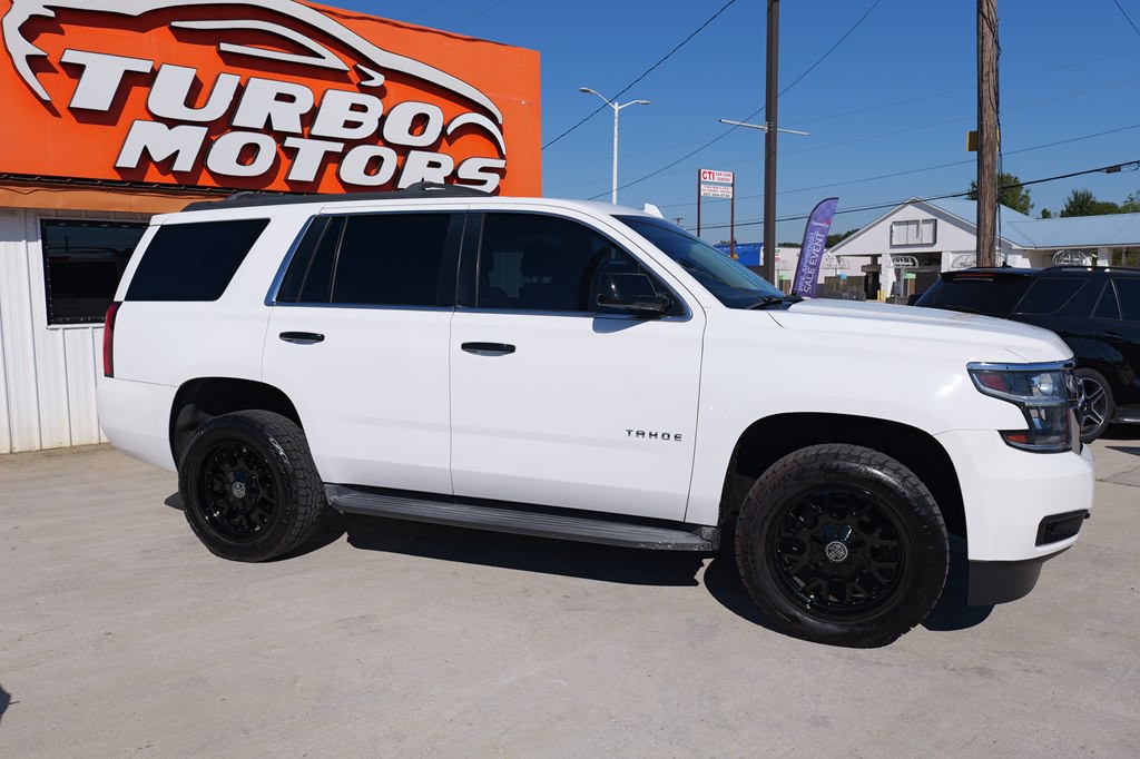 2016 Chevrolet Tahoe Image 4