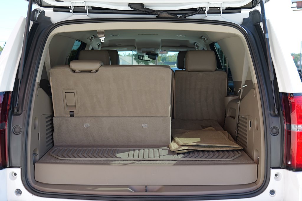 2016 Chevrolet Tahoe Image 11