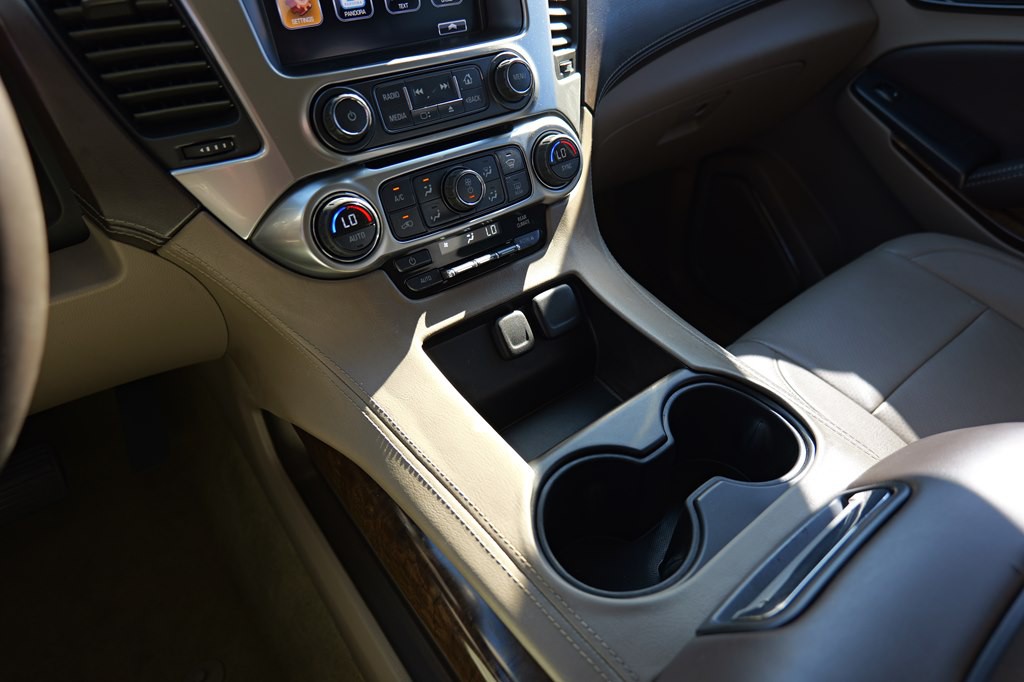 2016 Chevrolet Tahoe Image 40