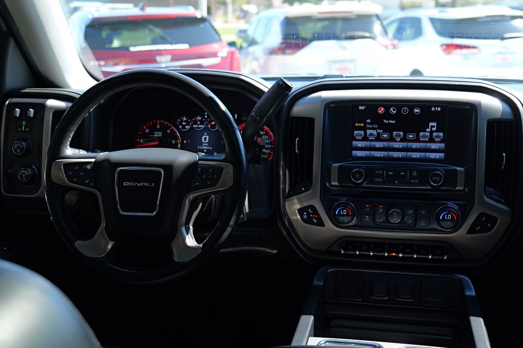 2016 GMC Sierra Image 18