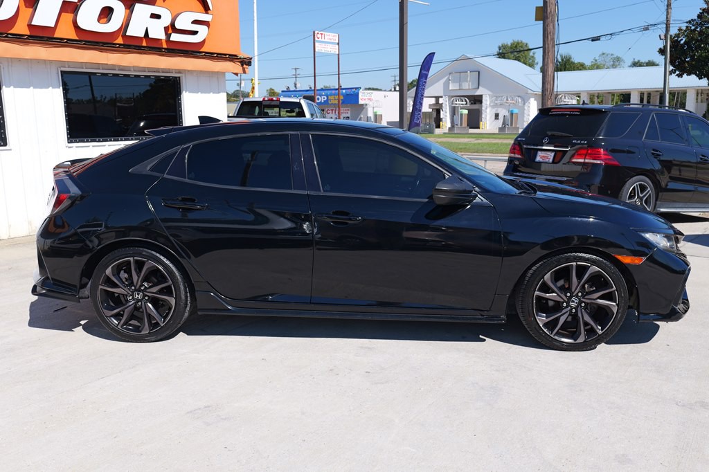 2017 Honda Civic Image 6
