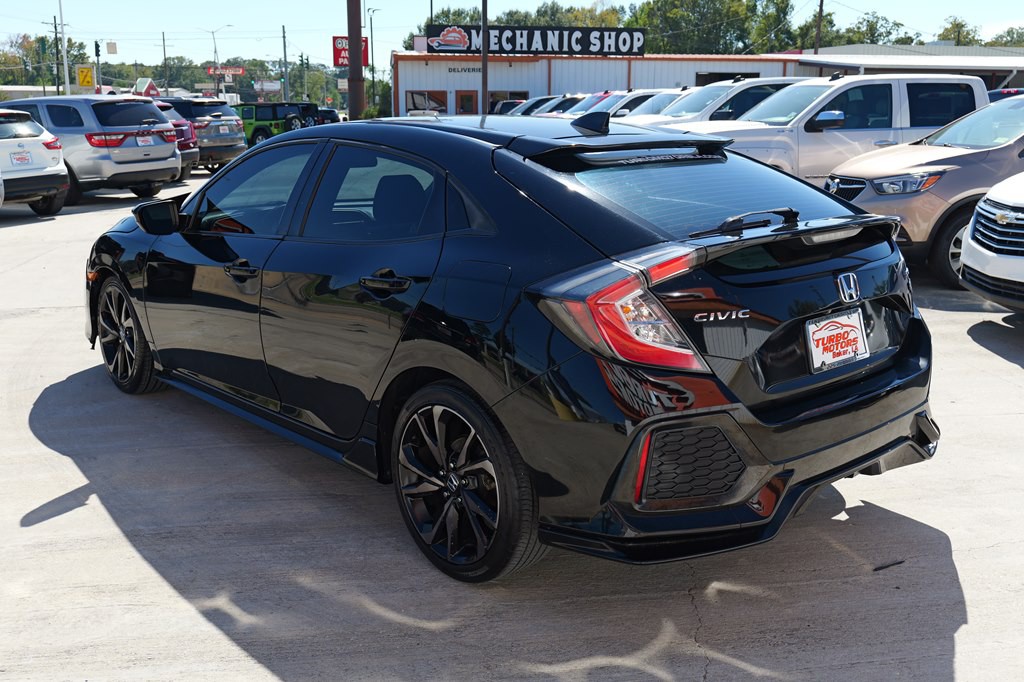 2017 Honda Civic Image 11