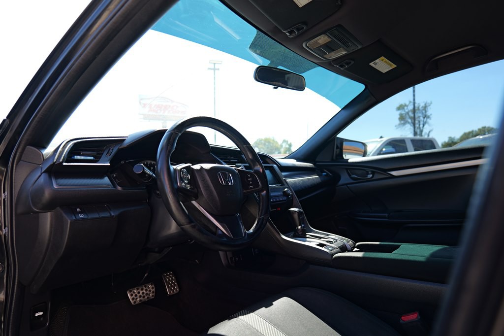 2017 Honda Civic Image 28