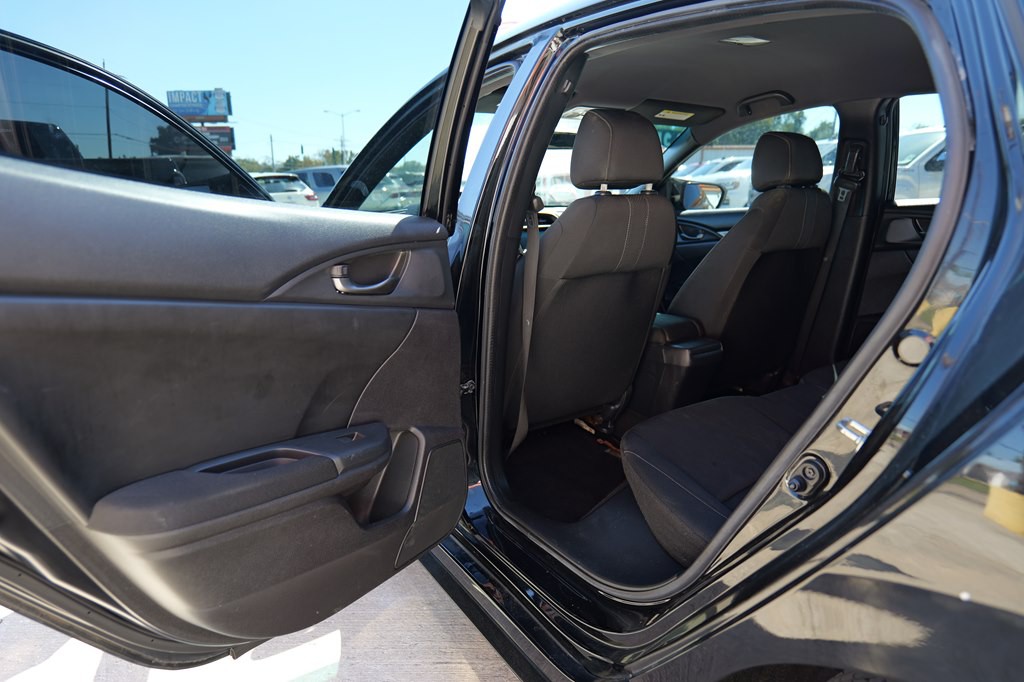 2017 Honda Civic Image 39