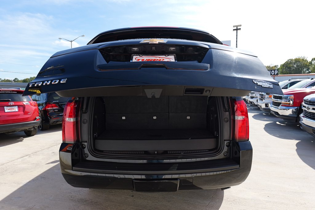 2016 Chevrolet Tahoe Image 11