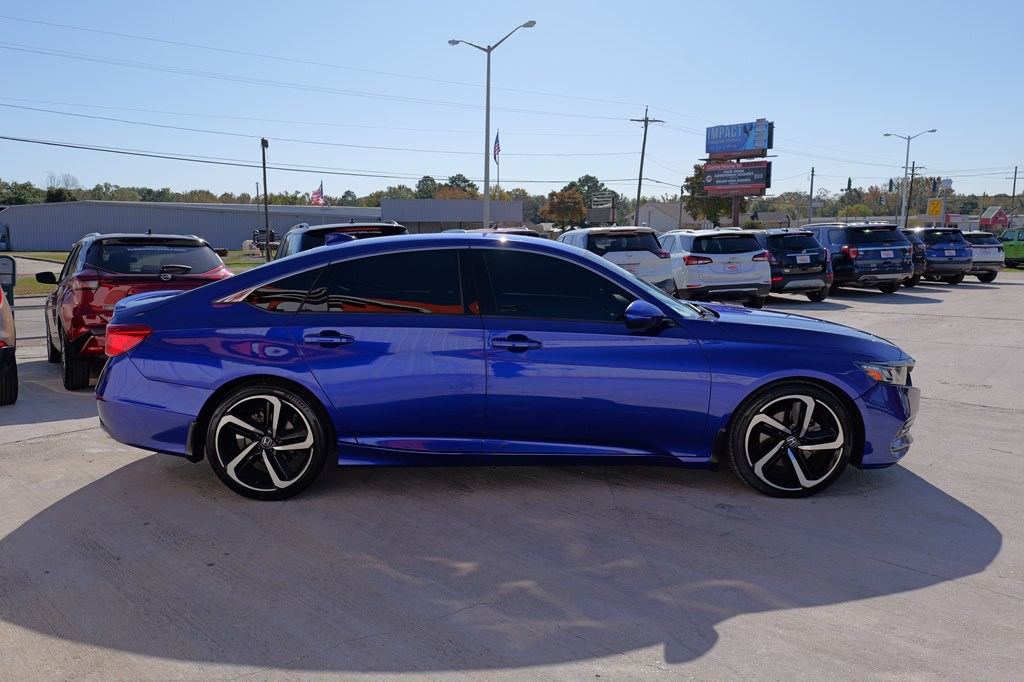 2020 Honda Accord Image 4