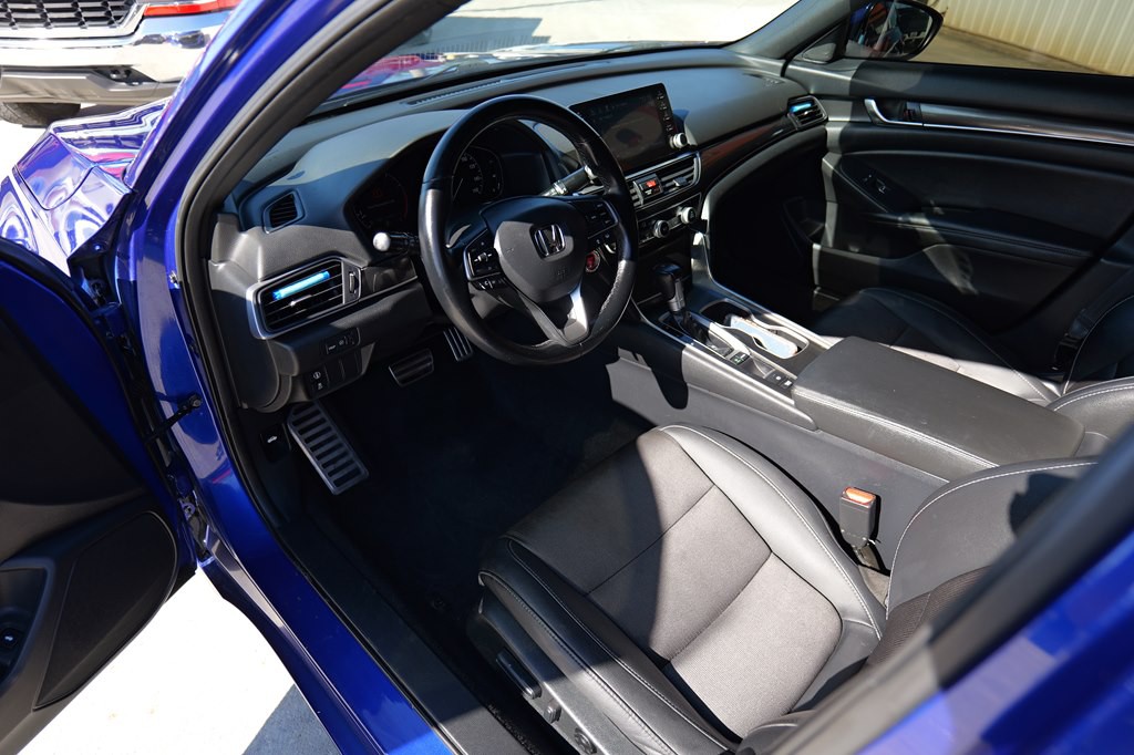 2020 Honda Accord Image 13