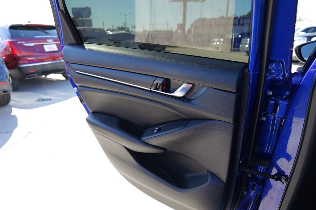 2020 Honda Accord Image 20