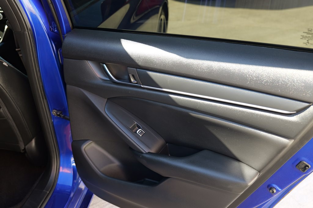 2020 Honda Accord Image 25