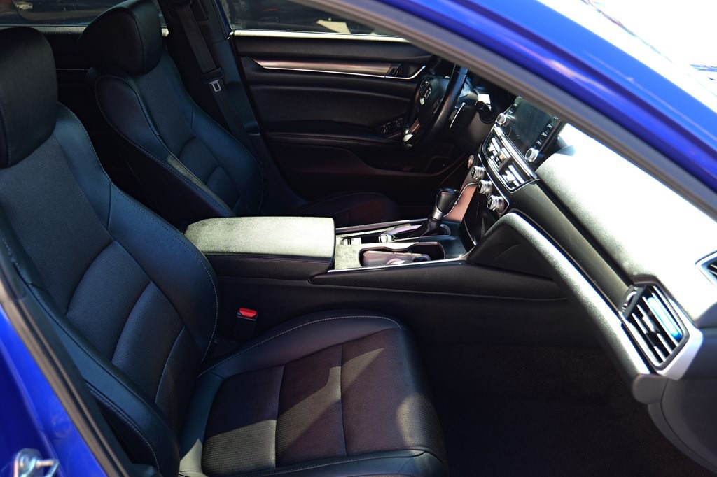 2020 Honda Accord Image 29