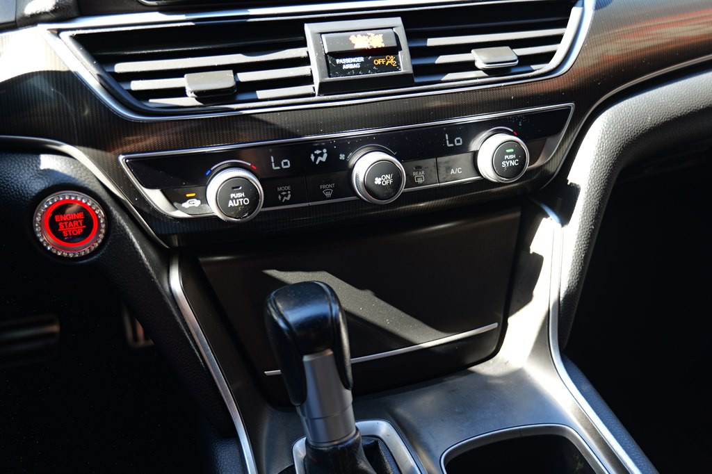 2020 Honda Accord Image 40