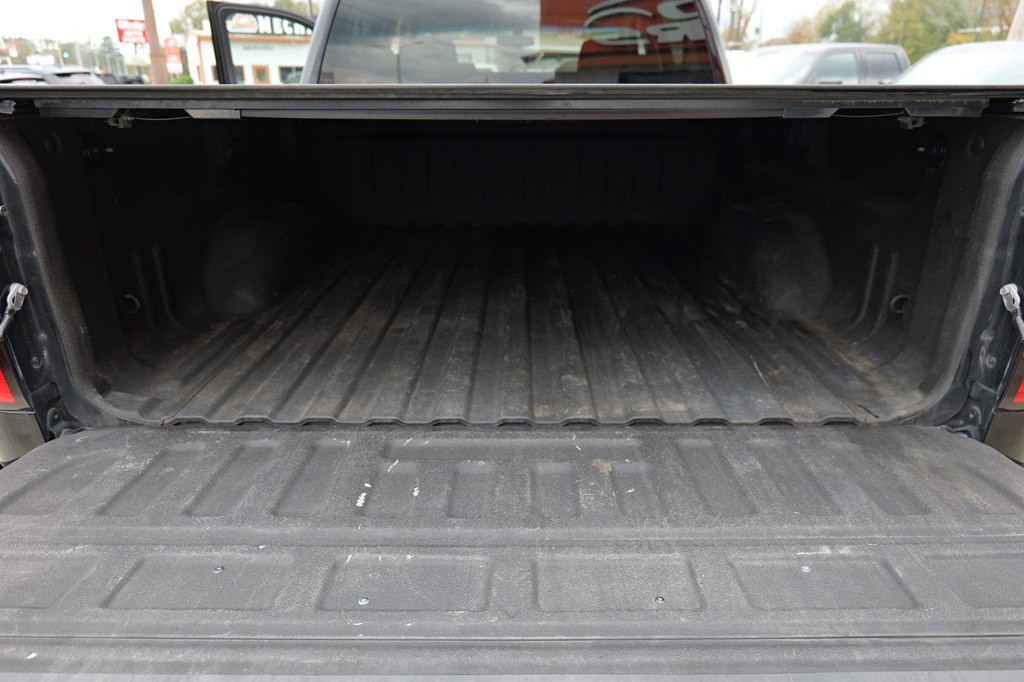 2015 GMC Sierra Image 21