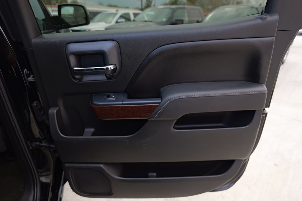 2015 GMC Sierra Image 23