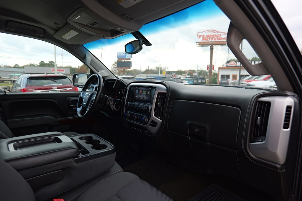 2015 GMC Sierra Image 30