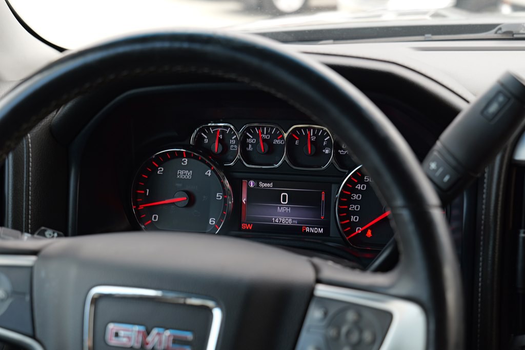 2015 GMC Sierra Image 39