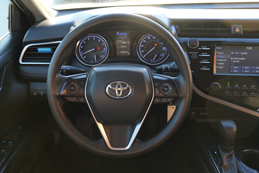 2018 Toyota Camry Image 14