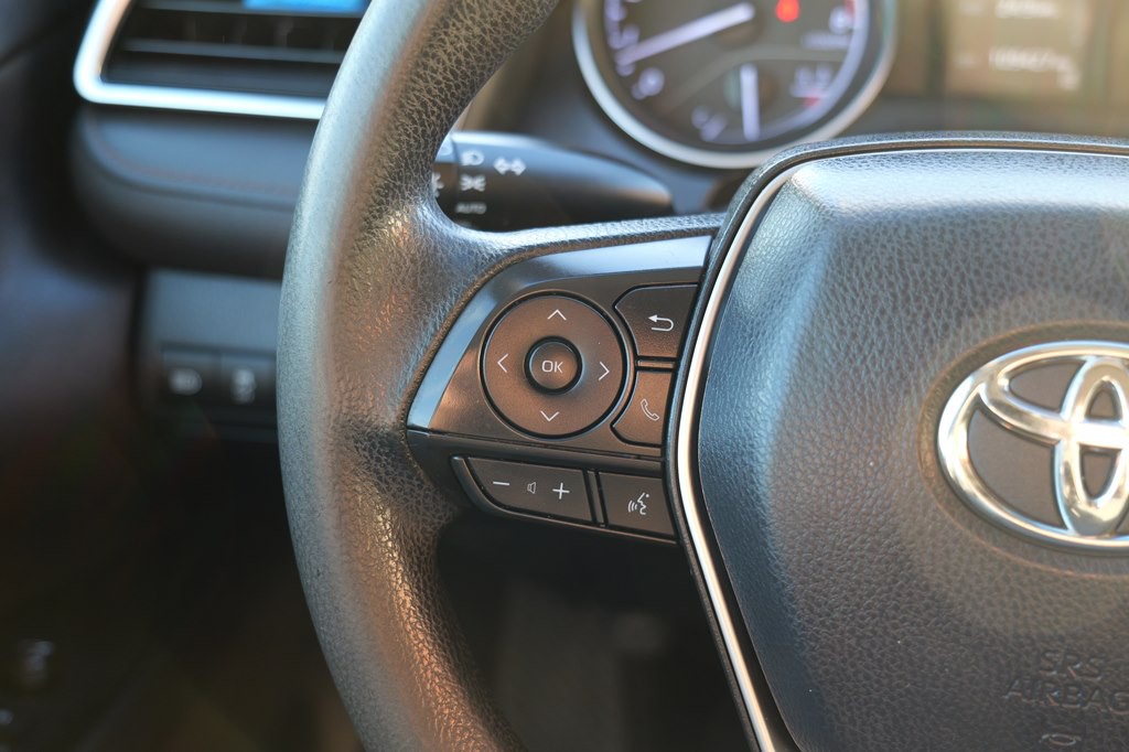 2018 Toyota Camry Image 15