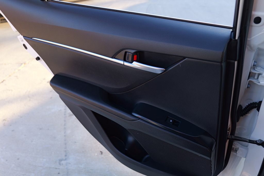 2018 Toyota Camry Image 20