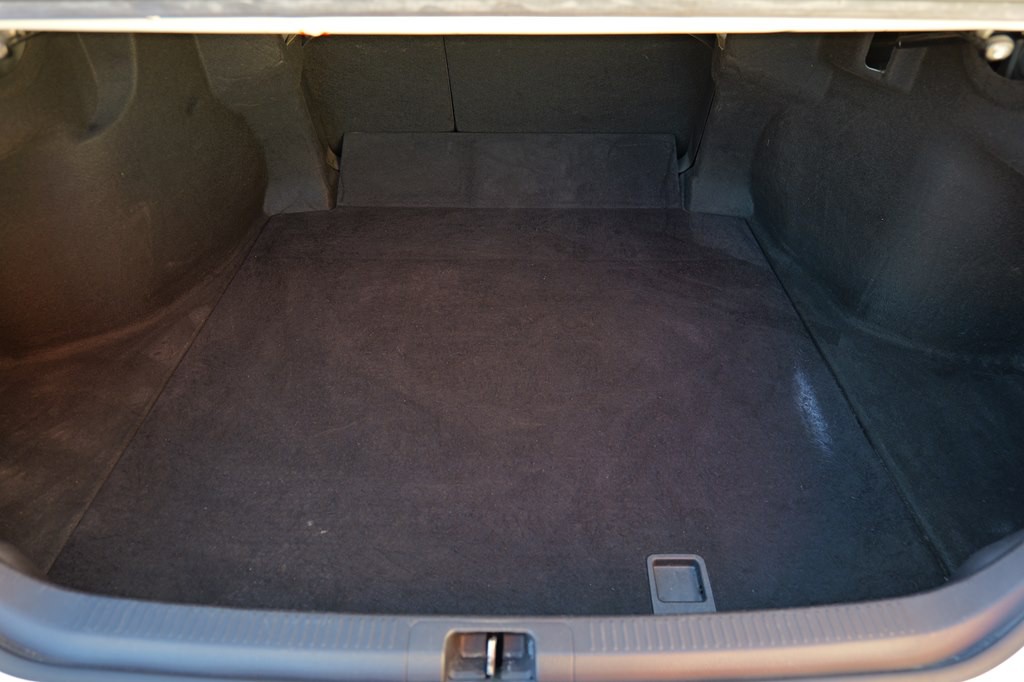 2018 Toyota Camry Image 24