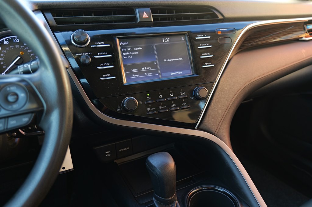 2018 Toyota Camry Image 37