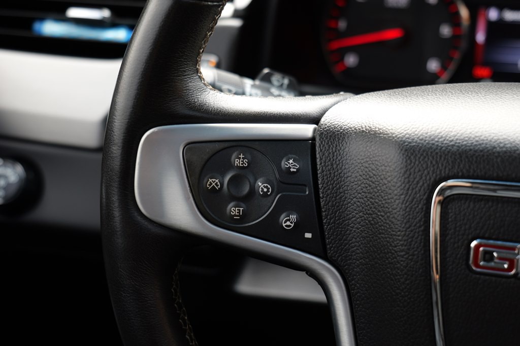 2016 GMC Yukon Image 36