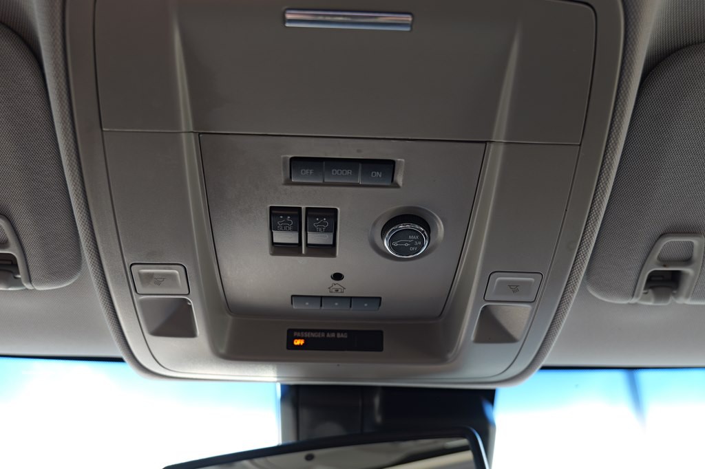 2016 GMC Yukon Image 49