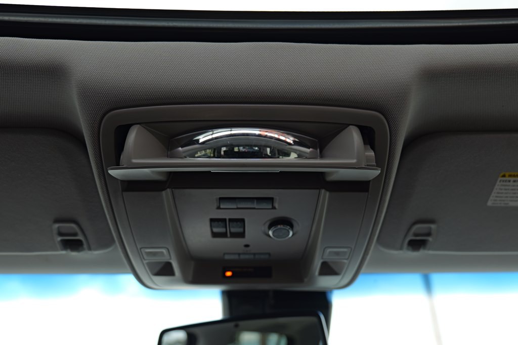 2016 GMC Yukon Image 50