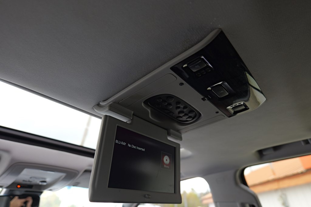 2016 GMC Yukon Image 53