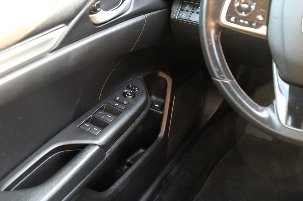 2021 Honda Civic Image 43