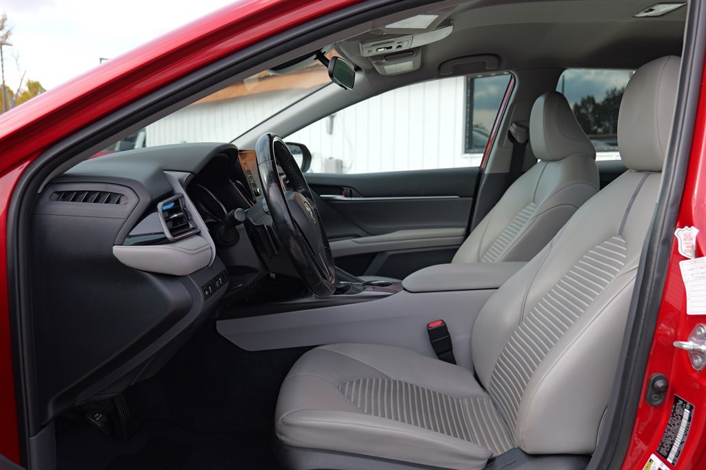 2022 Toyota Camry Image 13