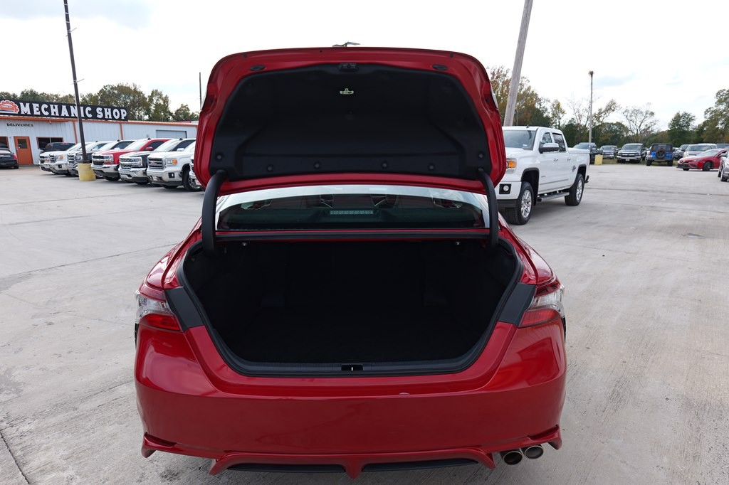 2022 Toyota Camry Image 18