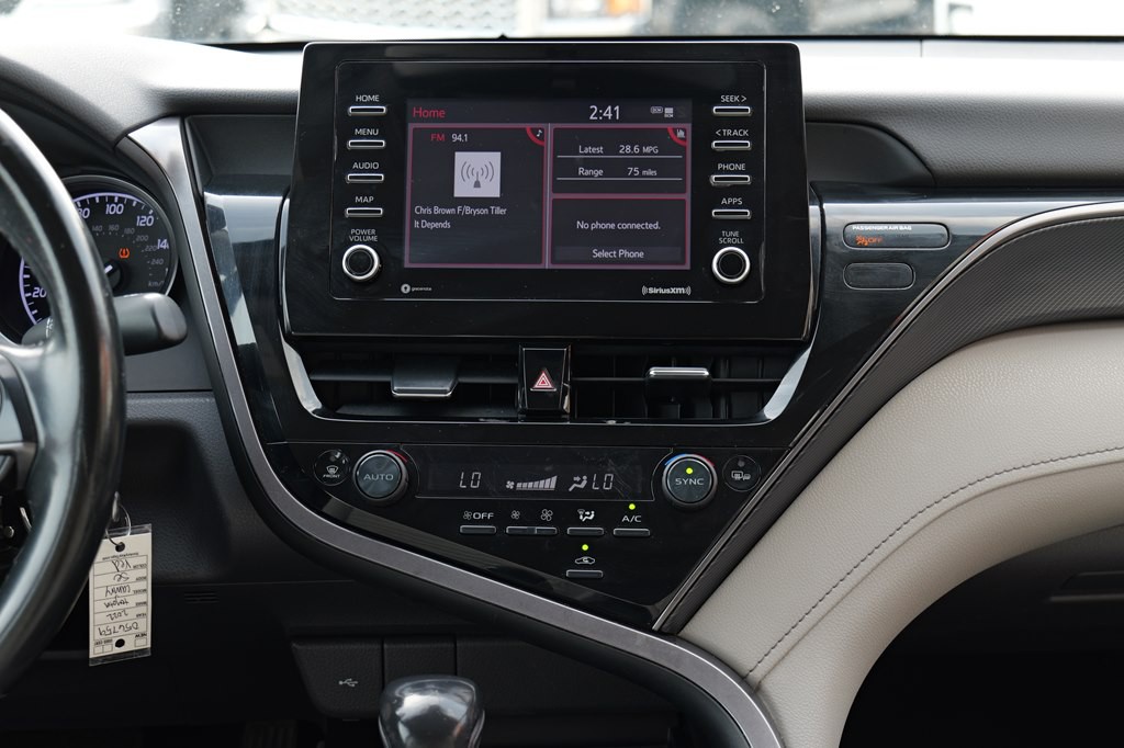 2022 Toyota Camry Image 37