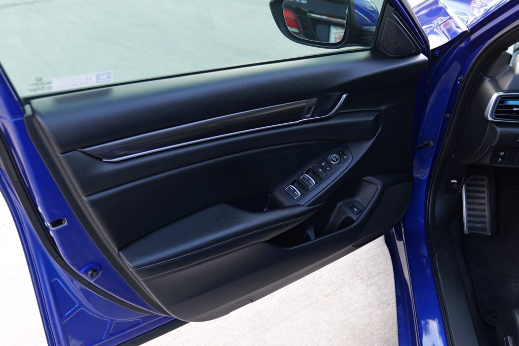 2020 Honda Accord Image 10