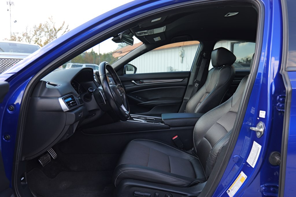 2020 Honda Accord Image 11