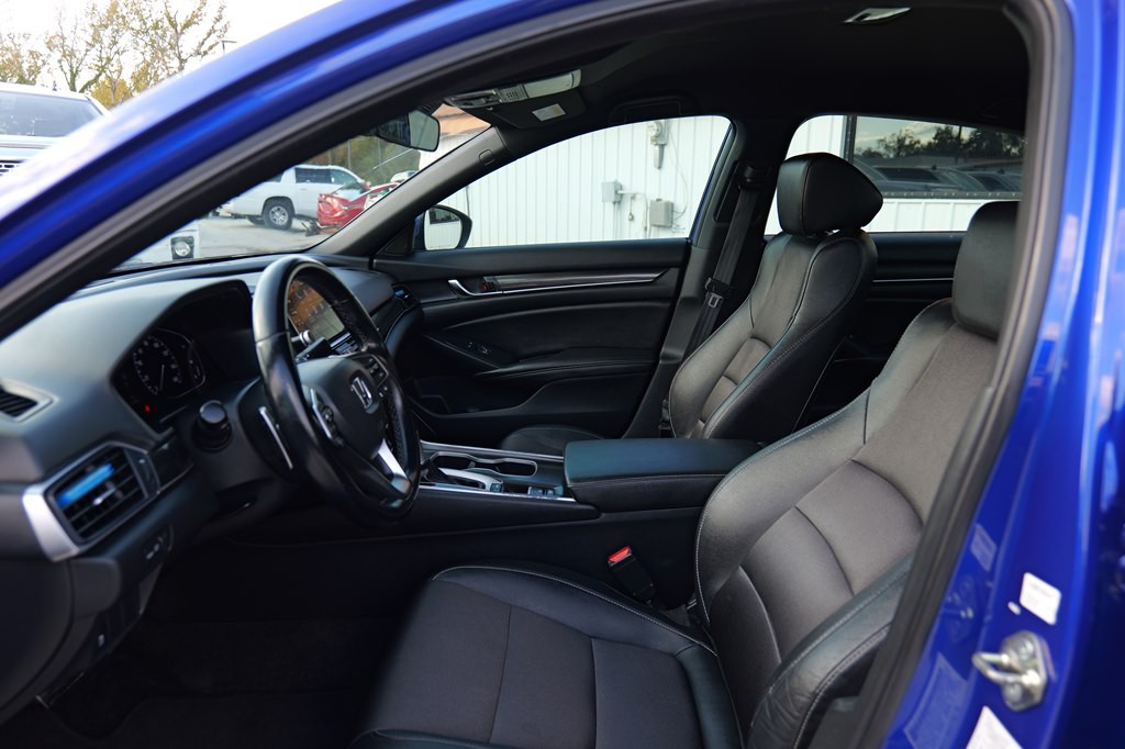 2020 Honda Accord Image 12
