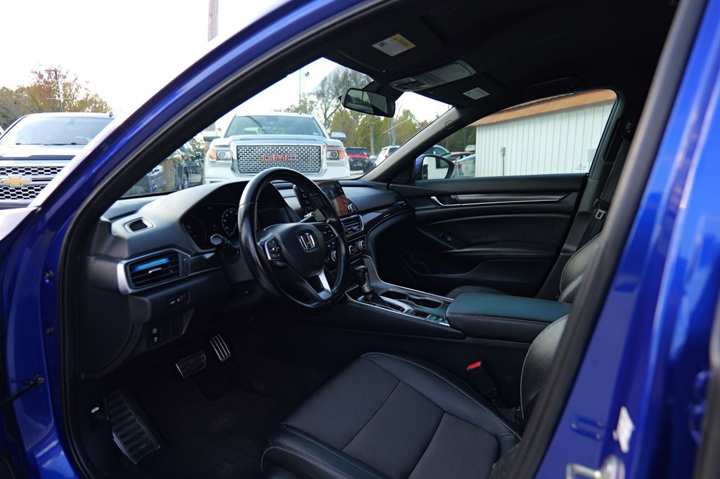 2020 Honda Accord Image 13