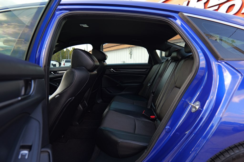 2020 Honda Accord Image 17