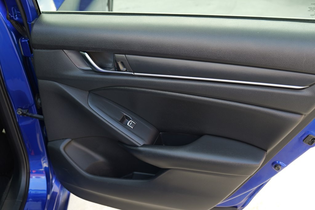 2020 Honda Accord Image 21