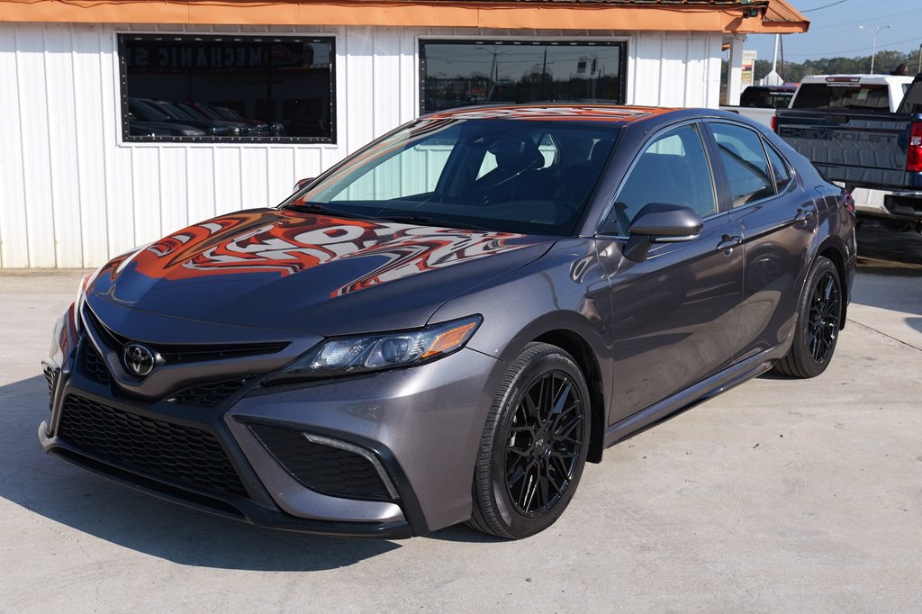 2024 Toyota Camry Image 2