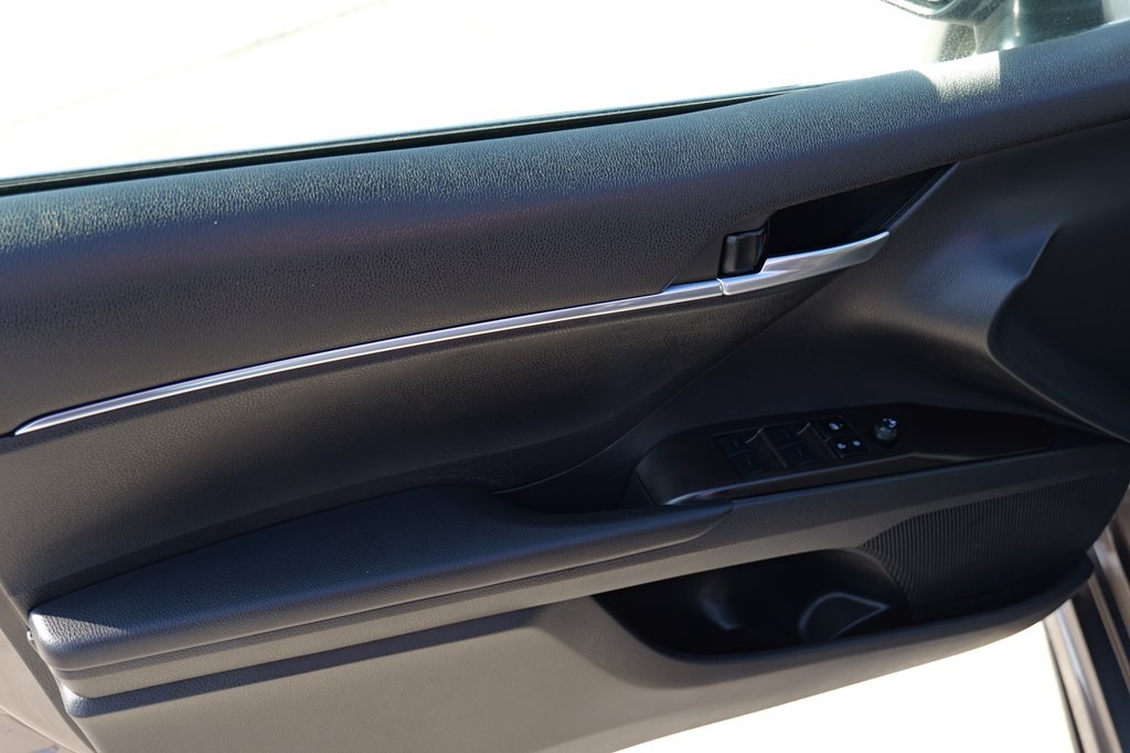 2024 Toyota Camry Image 11