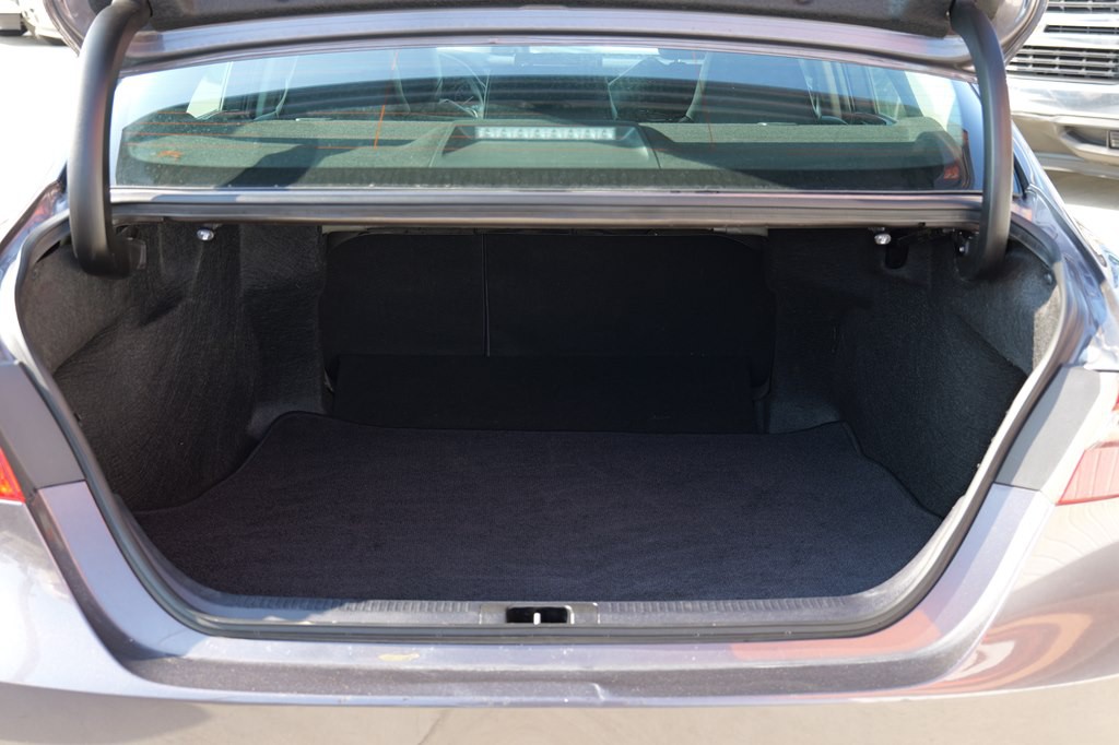 2024 Toyota Camry Image 19