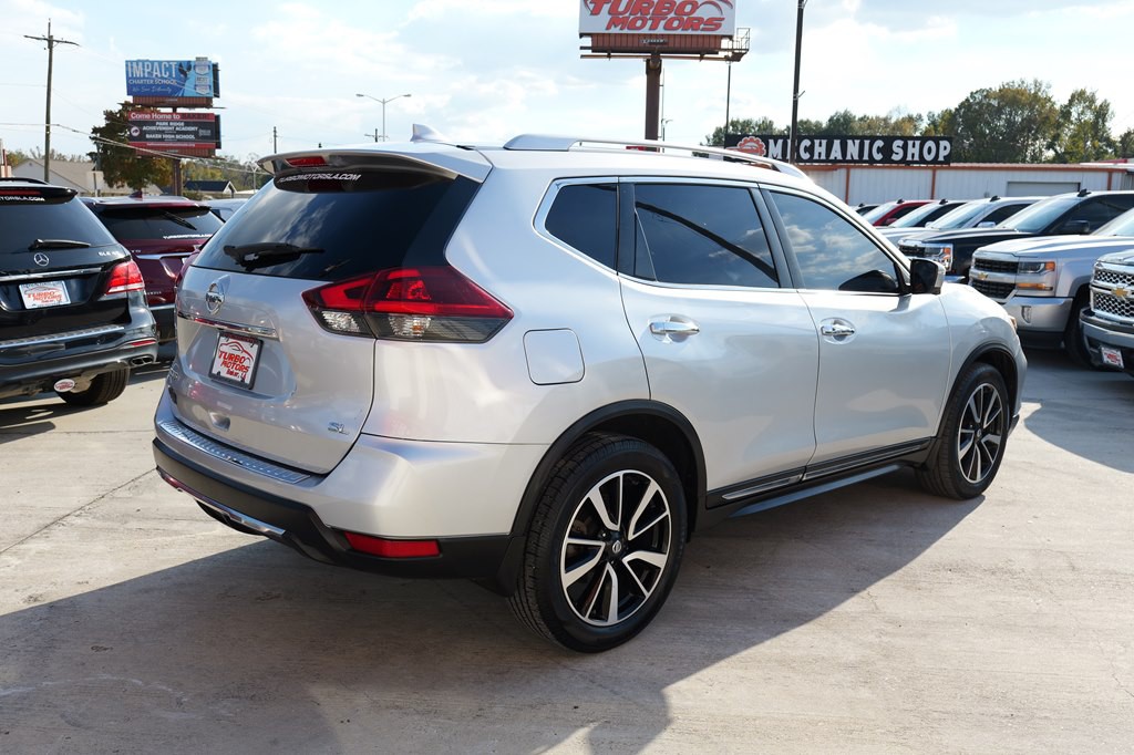 2018 Nissan Rogue Image 5