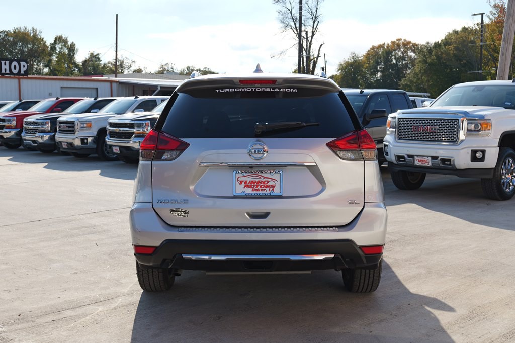 2018 Nissan Rogue Image 6