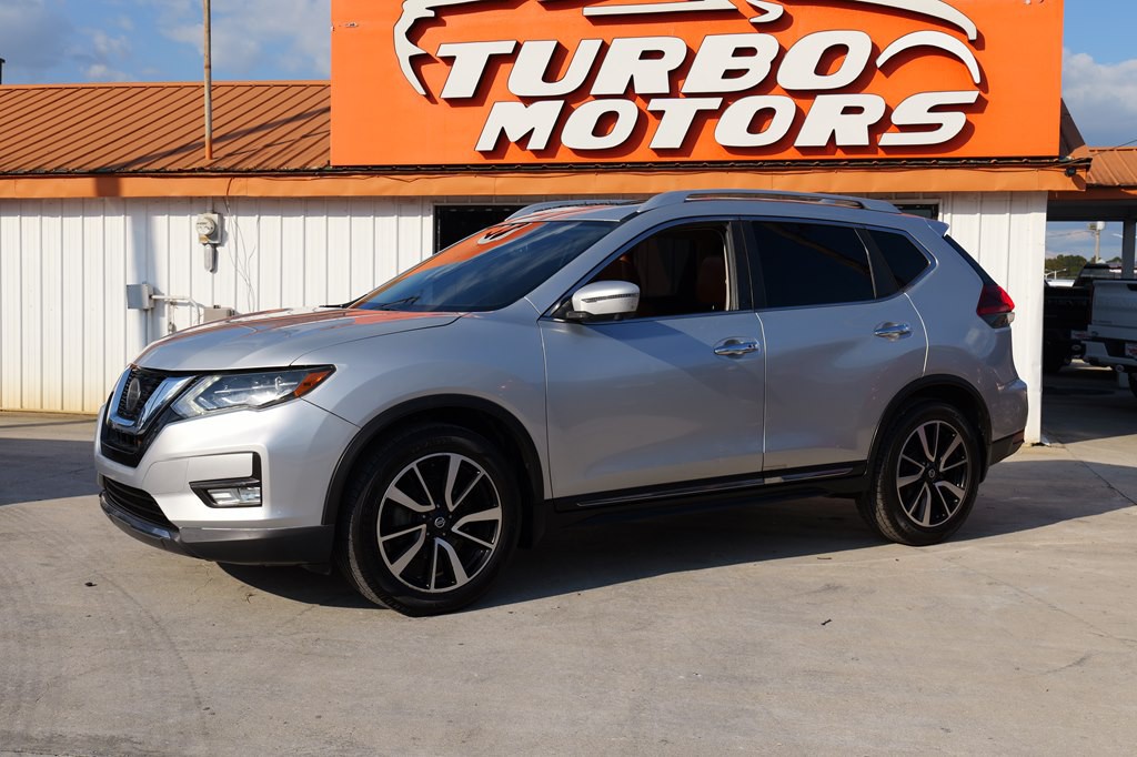 2018 Nissan Rogue Image 9