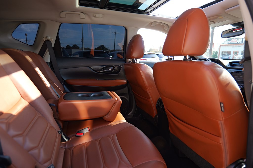 2018 Nissan Rogue Image 21