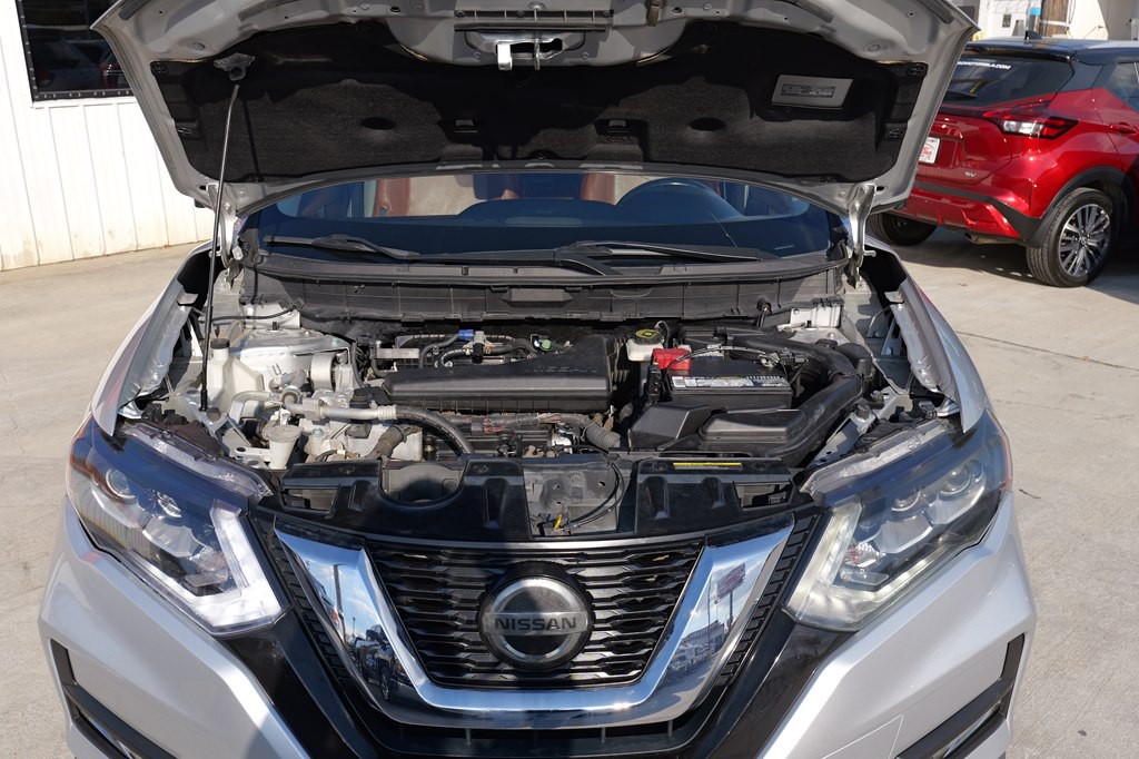 2018 Nissan Rogue Image 26