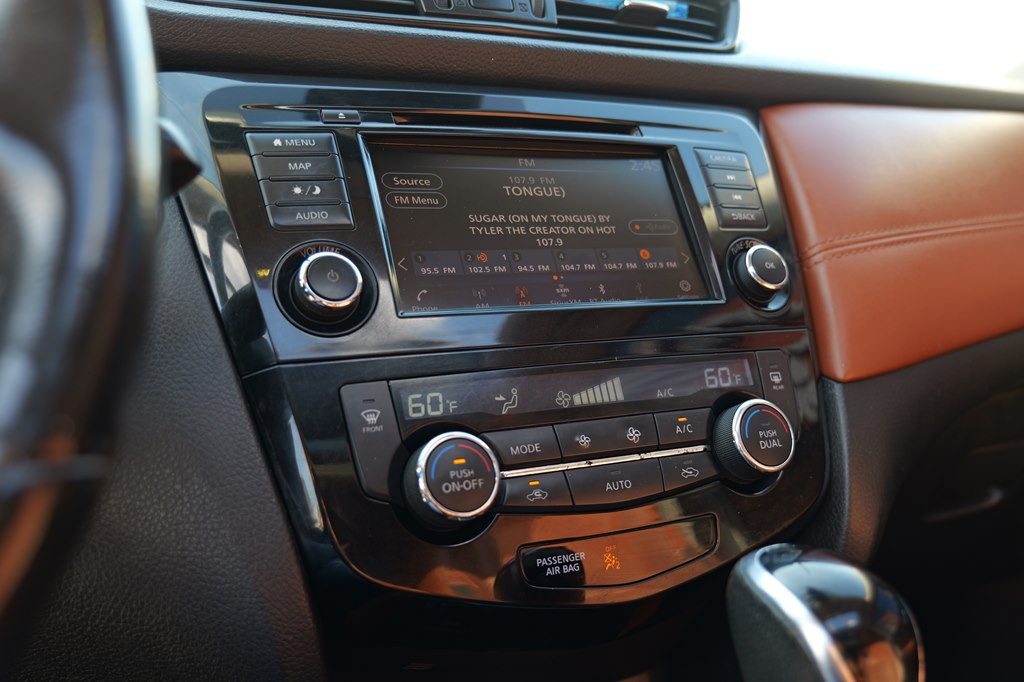 2018 Nissan Rogue Image 44