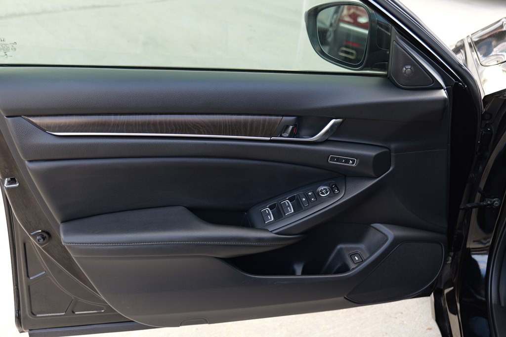 2020 Honda Accord Image 10